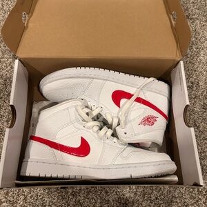 Women’s Jordan 1 with box